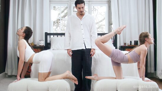 Растяжка как прелюдия к члену