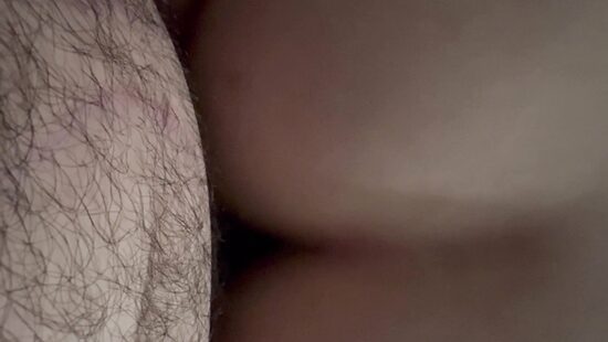 Шлюшка любит быть с верху