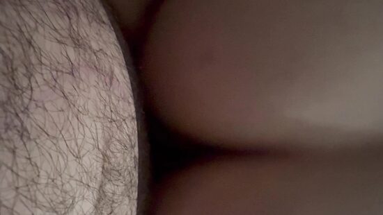 Шлюшка любит быть с верху