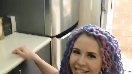 Снова эта шикарная малышка