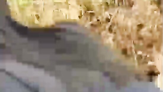 Трах с одной малышкой на природке;)