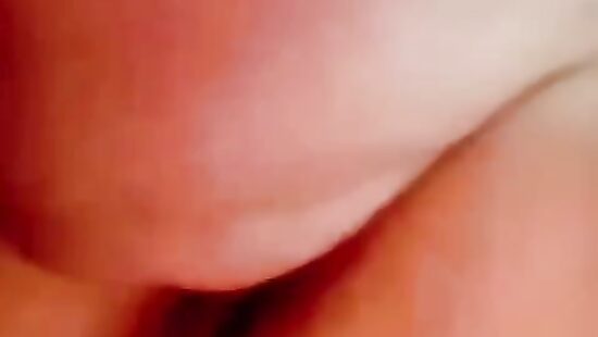 Лижу киску шлюшке