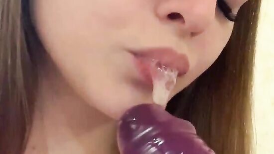 Тренировочка минета)))