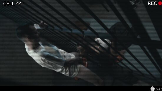 За решеткой часики тикают медленно