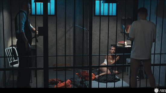 За решеткой часики тикают медленно