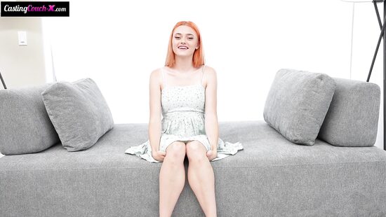 Не кончи, пока доедем до дивана