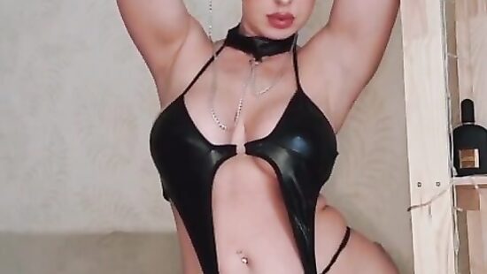 как я вам, мальчики?