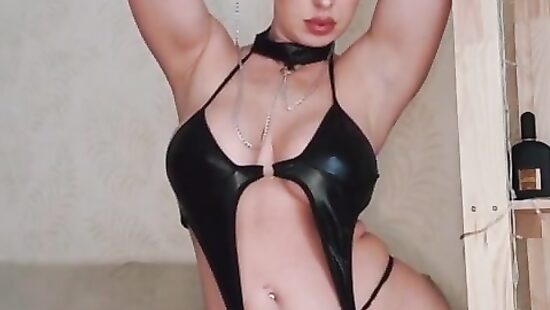 как я вам, мальчики?