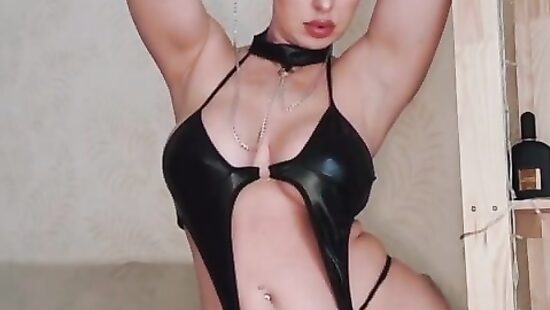 как я вам, мальчики?