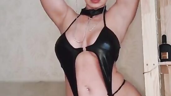 как я вам, мальчики?