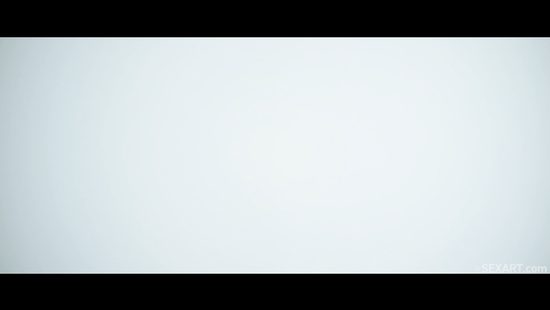 Похабная девушка после прогулки с парнем страстно скачет на длинном члене