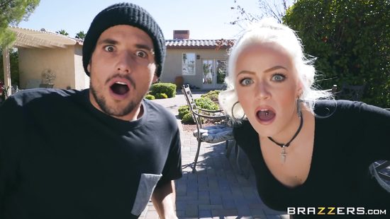 Огромные сиськи заставляют потерять голову