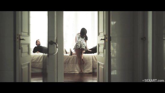 Девушка оседлала очередного незнакомца для красивого секса